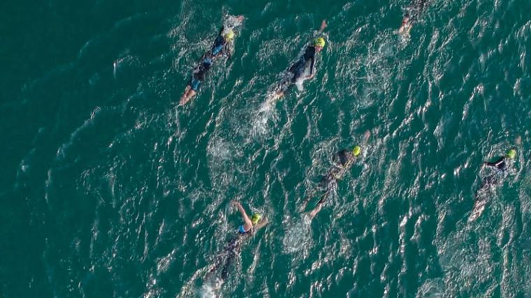 XXIX Travesía a nado El Río 2025: Guía para vivirla con Biosfera Express